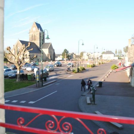 Gite Le Sainte Mere Eglise ภายนอก รูปภาพ